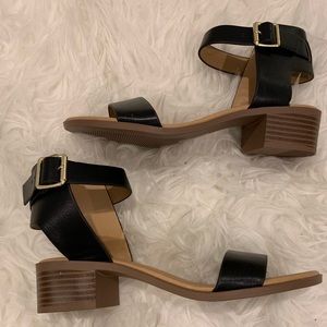 Sandals with a slight heel